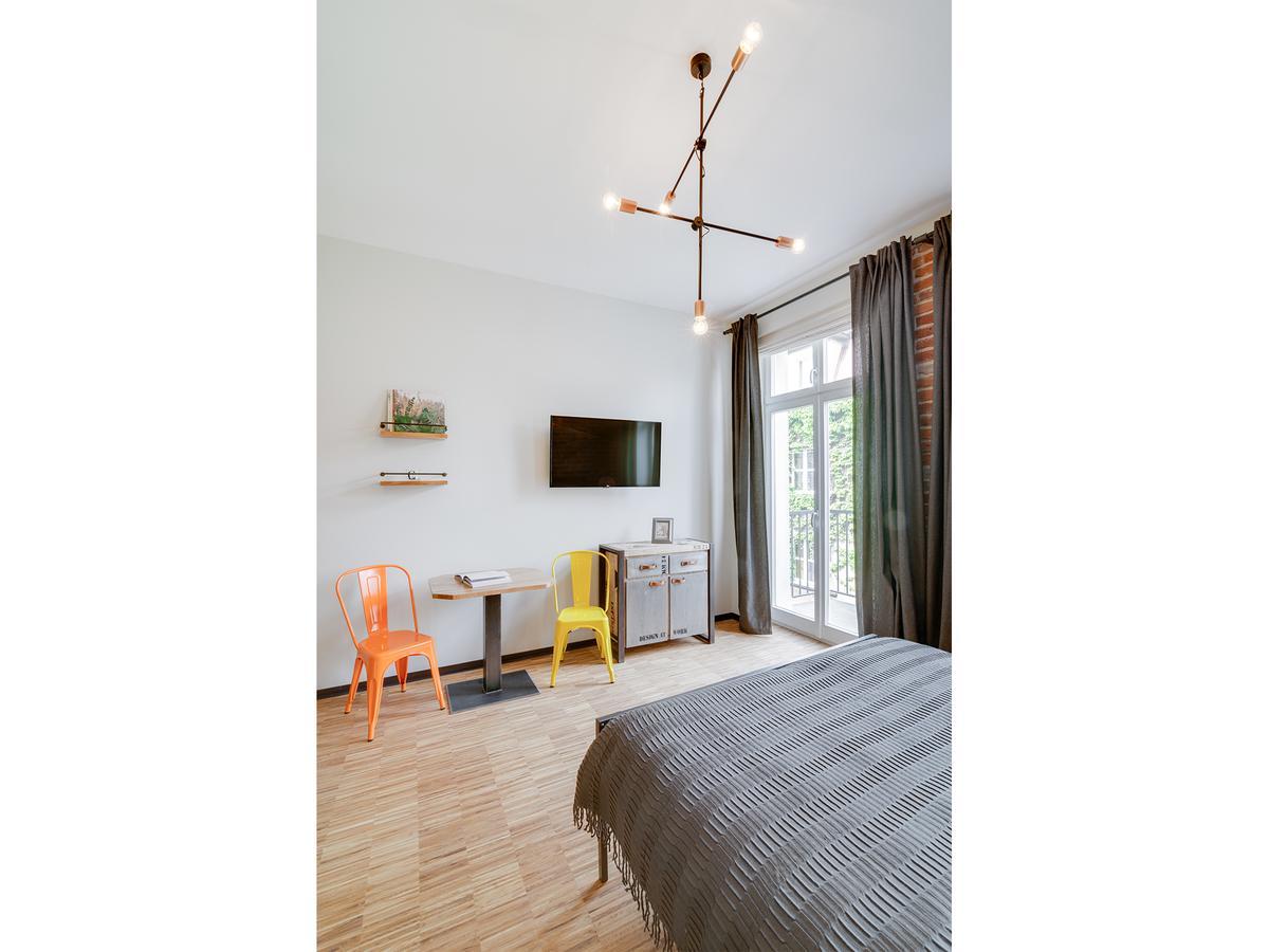 Well Well Aparthotel Krasków Εξωτερικό φωτογραφία