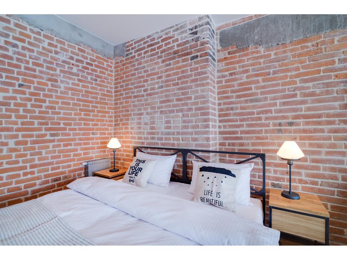 Well Well Aparthotel Krasków Εξωτερικό φωτογραφία