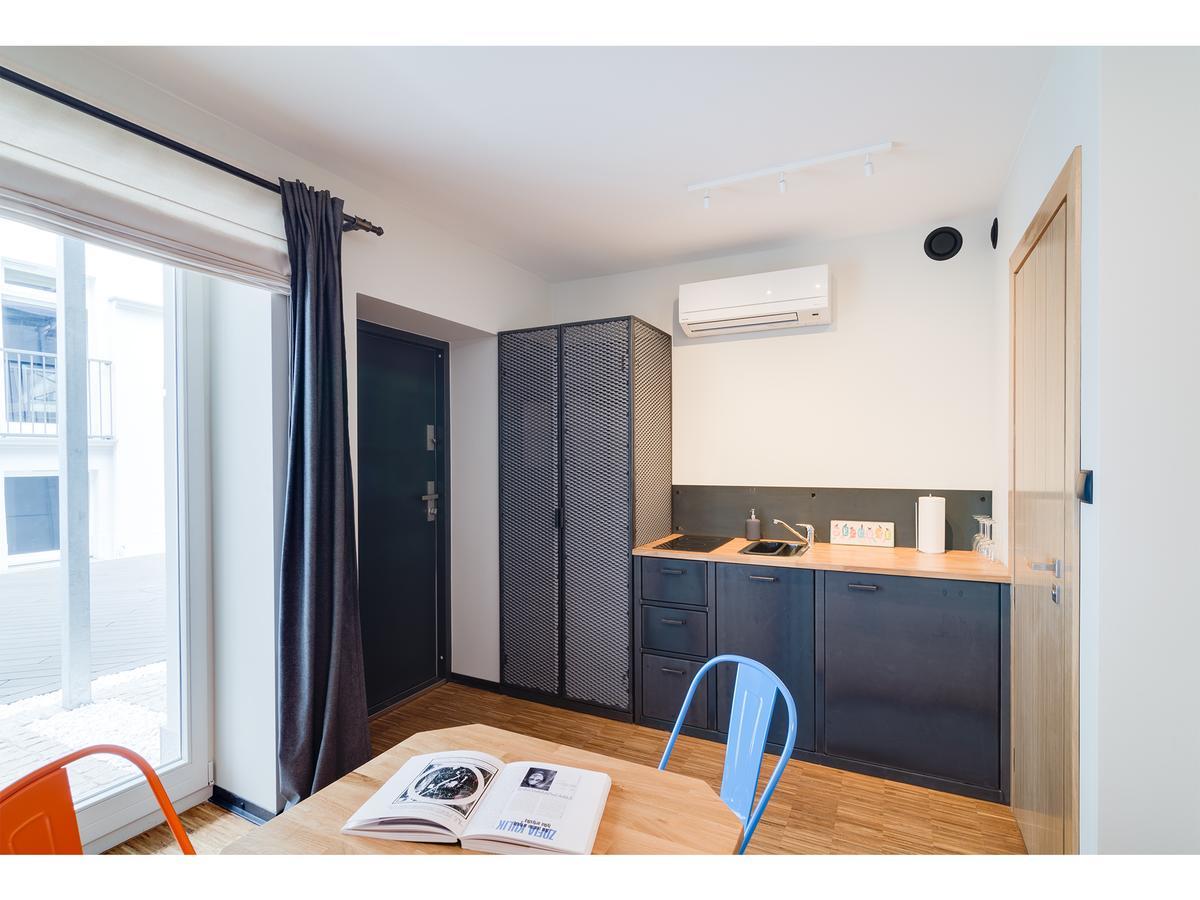 Well Well Aparthotel Krasków Εξωτερικό φωτογραφία