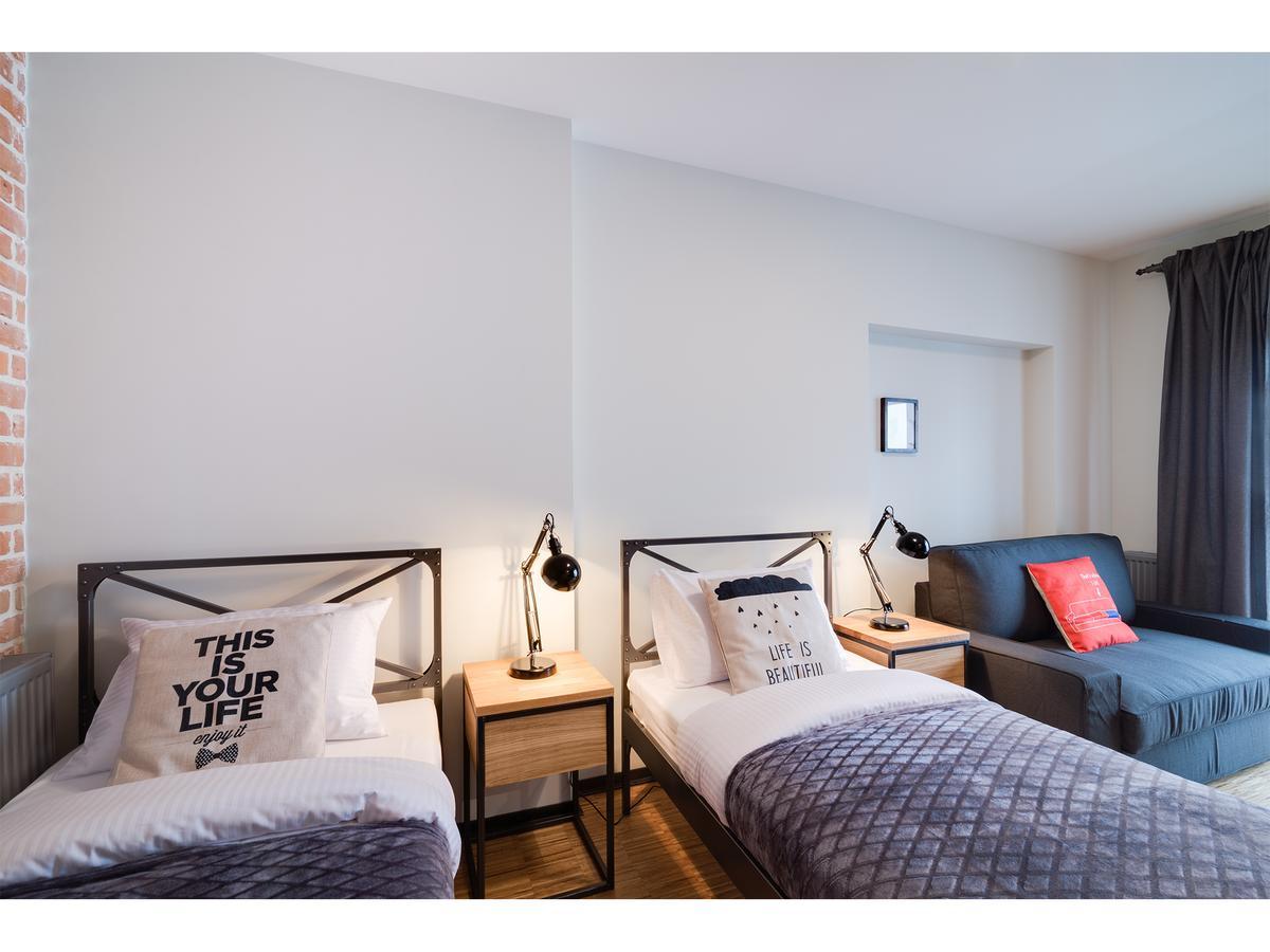 Well Well Aparthotel Krasków Εξωτερικό φωτογραφία