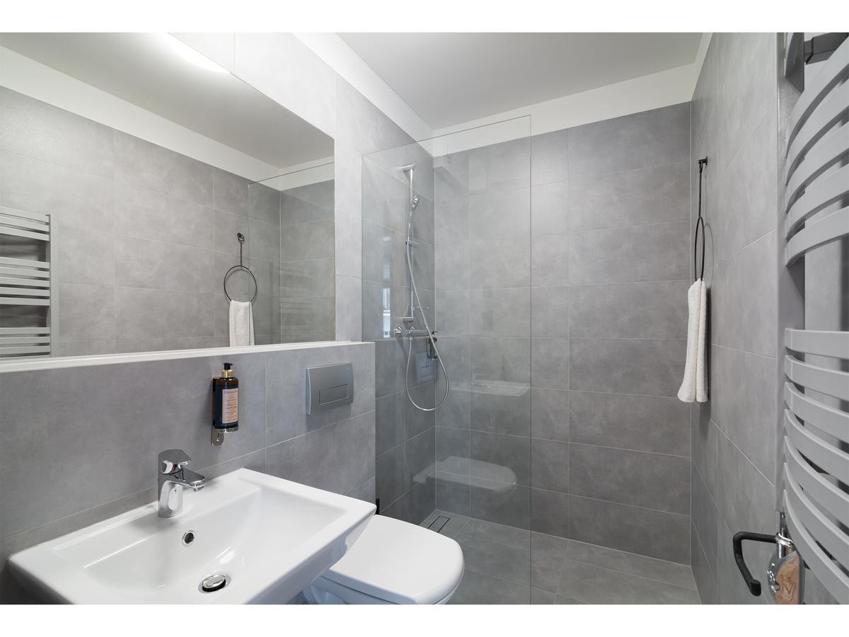 Well Well Aparthotel Krasków Εξωτερικό φωτογραφία